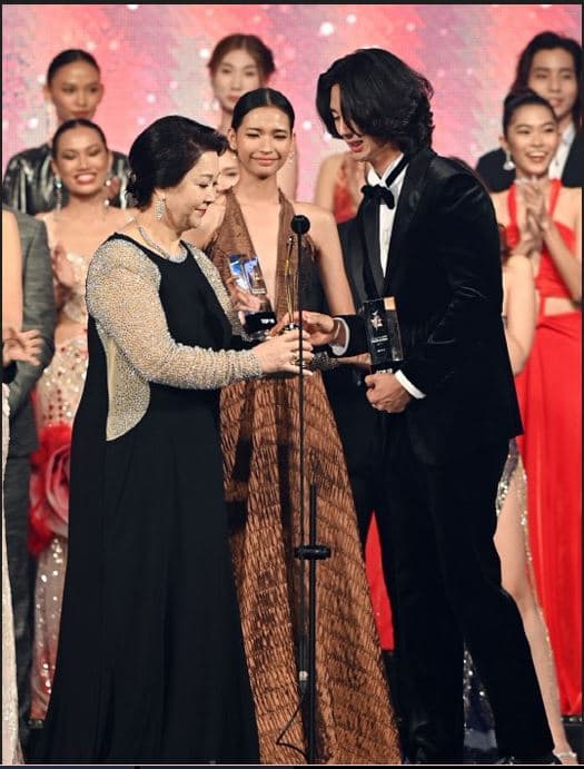 2021 K-MODEL AWARDS with AMF GLOBAL” 후원사로 뷰티갈라쇼 진행 및 시상자로 참석 대표 이미지